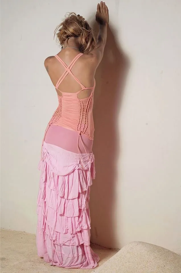 Backcut Top