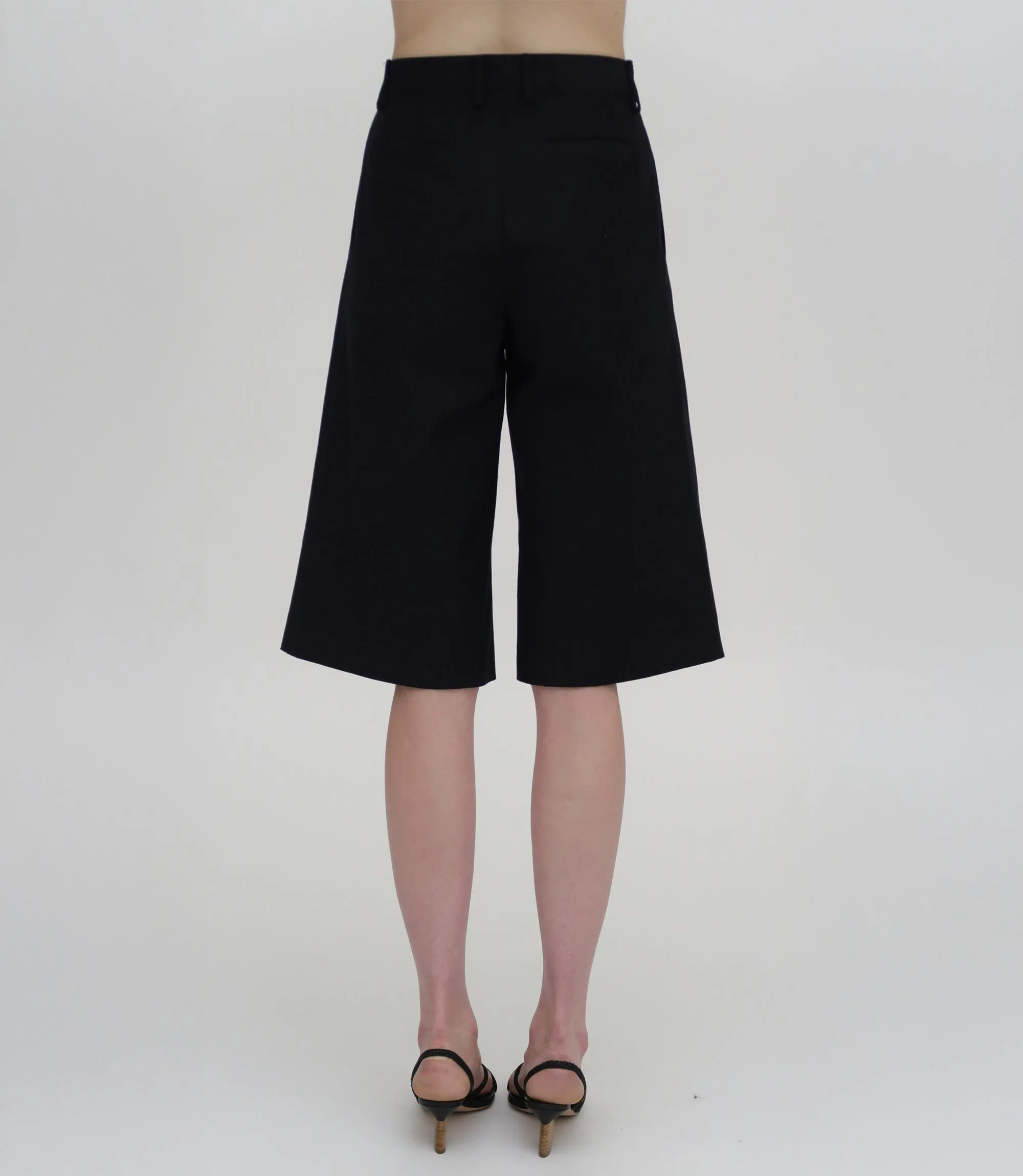 BERMUDA SHORT - STRETCH COTTON SHANTUNG