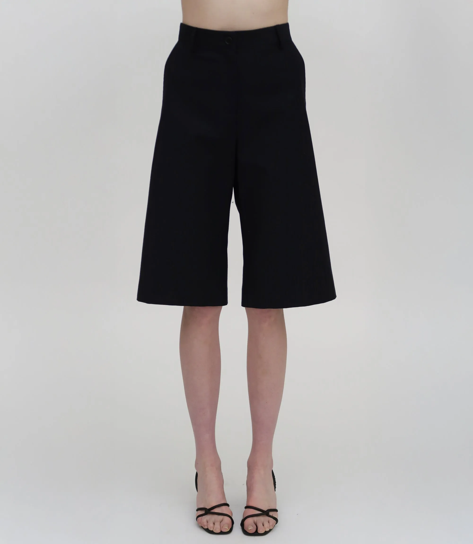 BERMUDA SHORT - STRETCH COTTON SHANTUNG