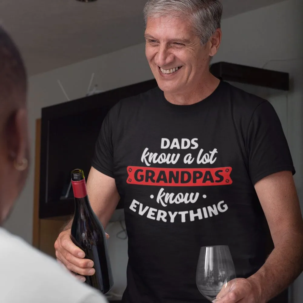Camiseta para Regalar al Abuelo  - Grandpas know everything