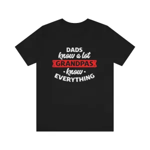 Camiseta para Regalar al Abuelo  - Grandpas know everything