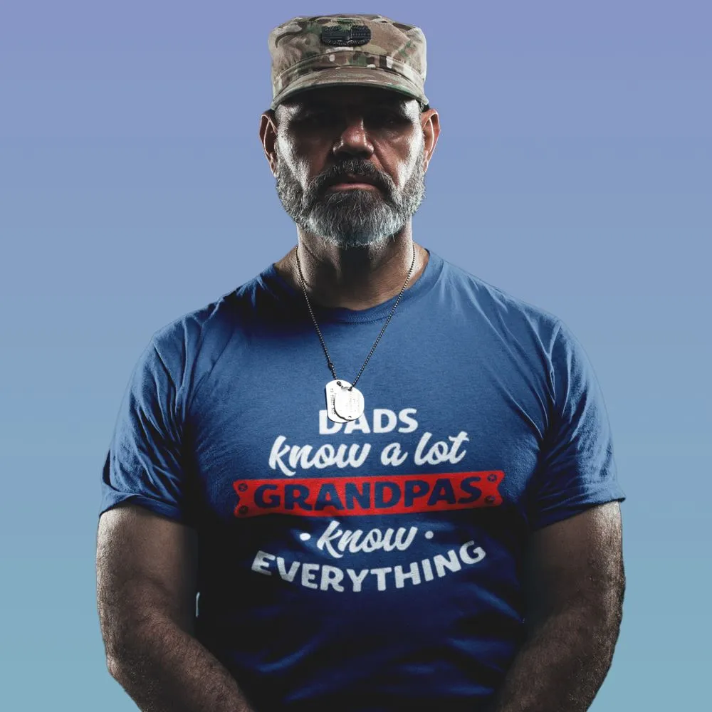 Camiseta para Regalar al Abuelo  - Grandpas know everything
