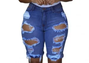 Classic Ripped Stretch Capri Pants
