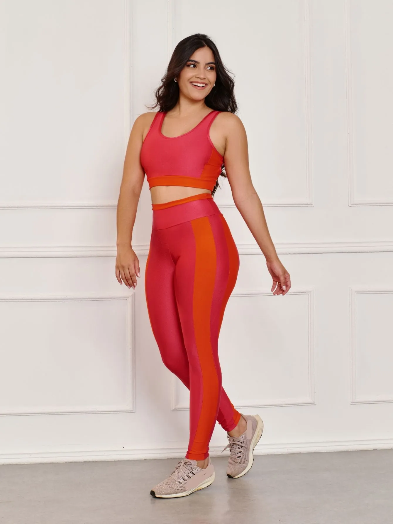 Conjunto fitness Color (calça top)