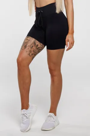 Esse | Mid-Length Shorts