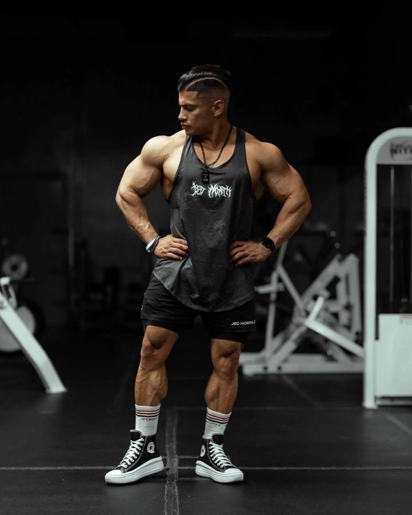 Graphic Muscle Stringer - Skulls & Roses