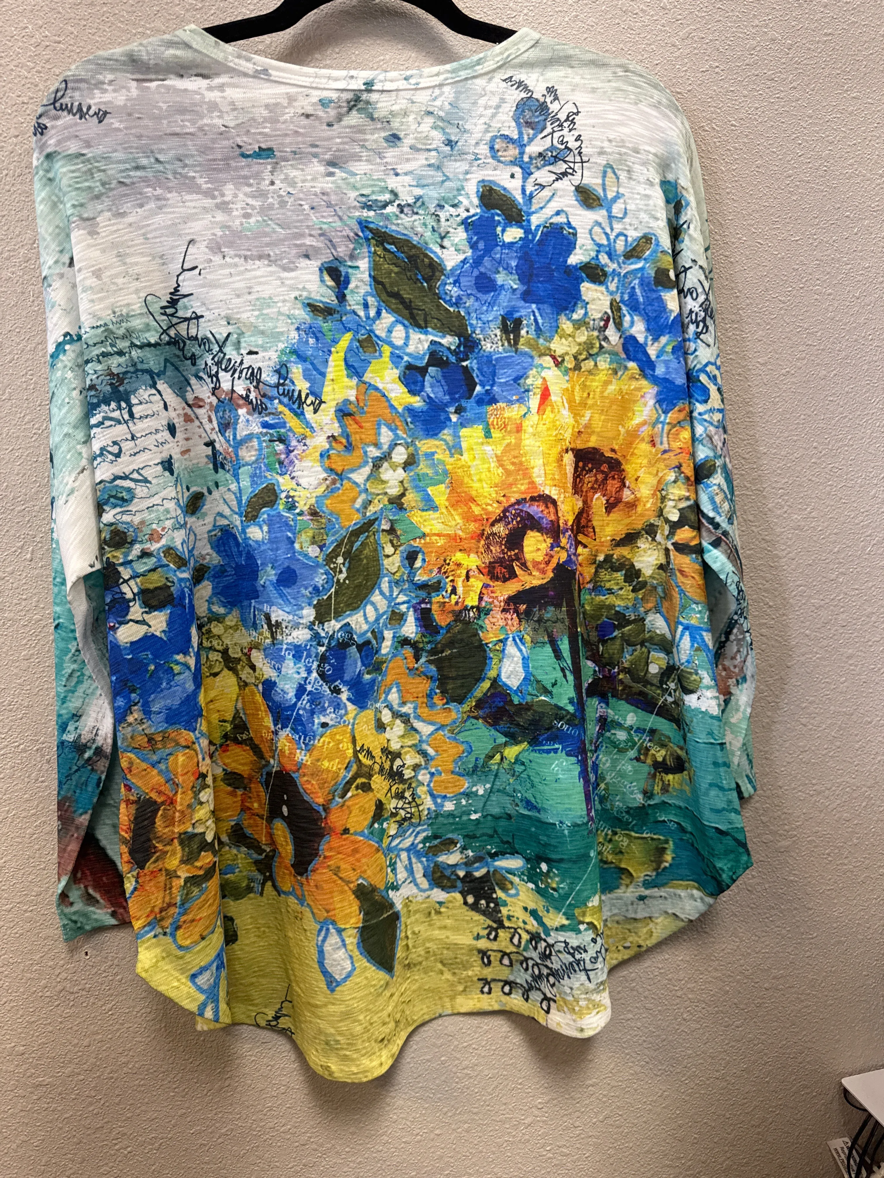 INOAH SUNFLOWER NOTES HI-LO DOLMAN SLVS