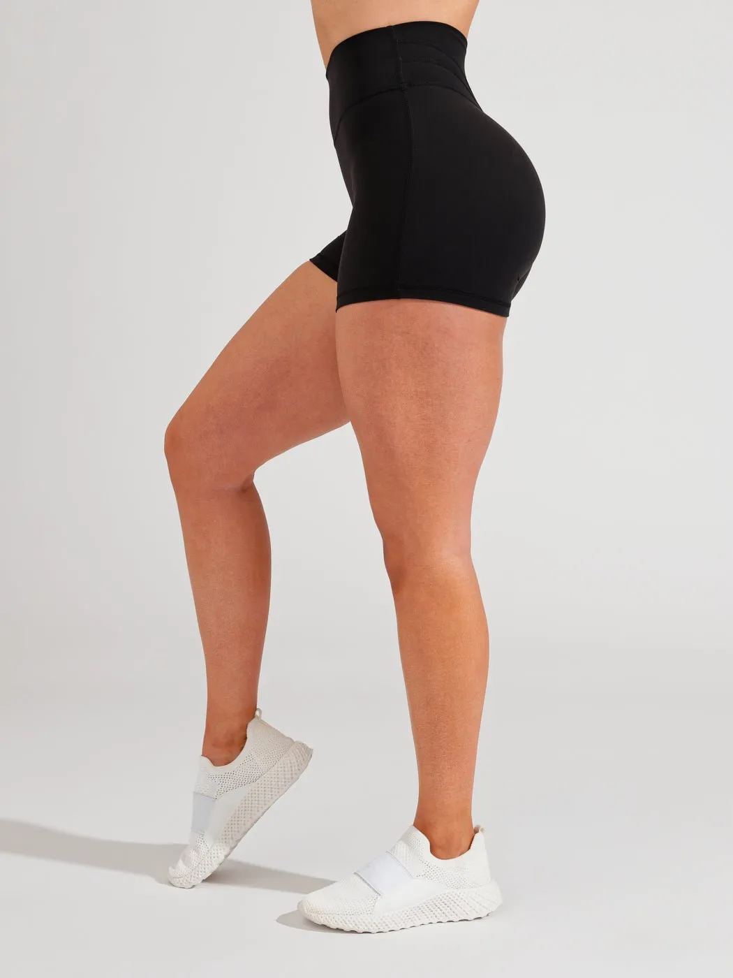 Legacy Short 4" - Onyx Black