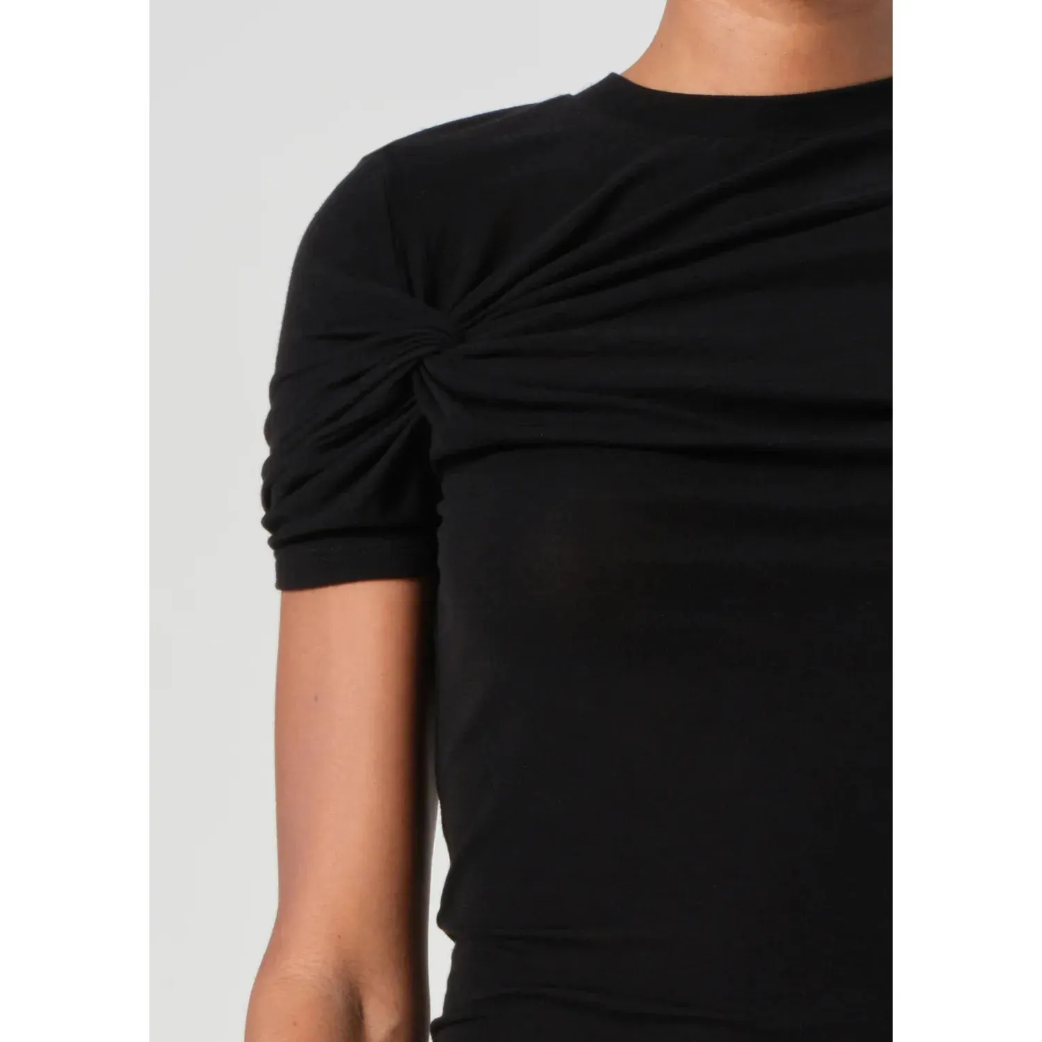 LISSA TEE
