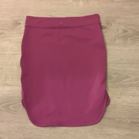 Lululemon City SkirtRegal Plum size 6