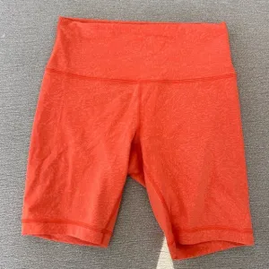 Lululemon Wunder Train HR Size 14 Short 8” Spiced Chai SCHI