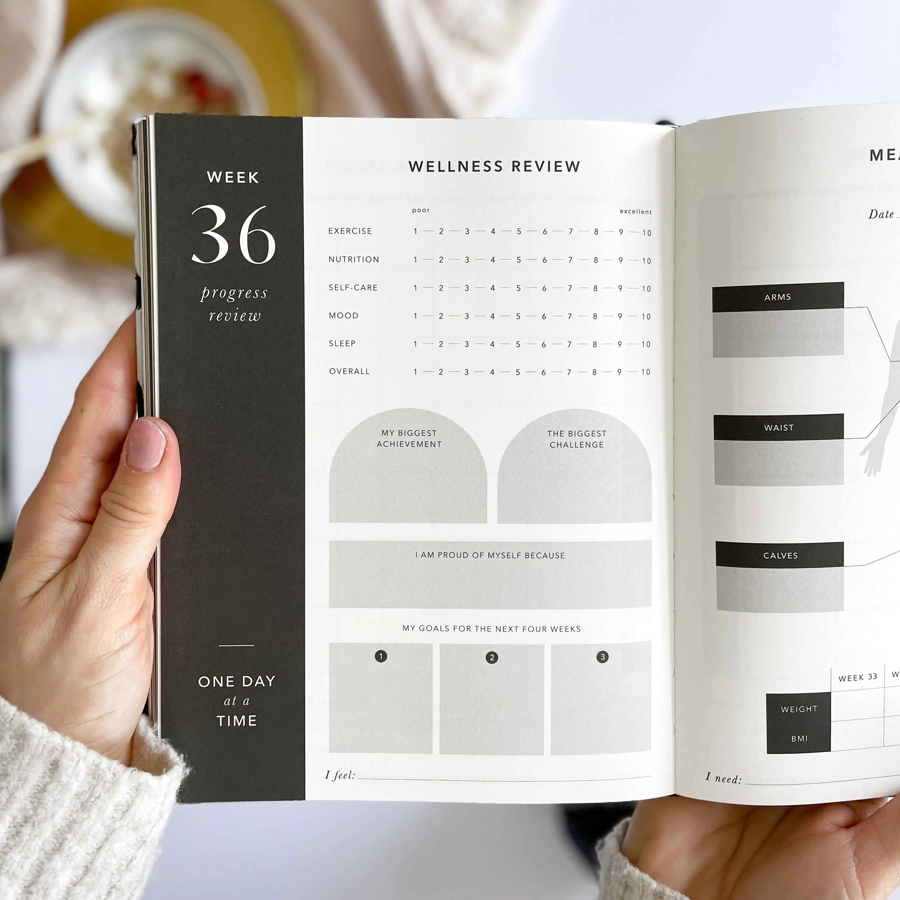My Daily Fitness Planner - Workout and Meal Planner (Black & White)