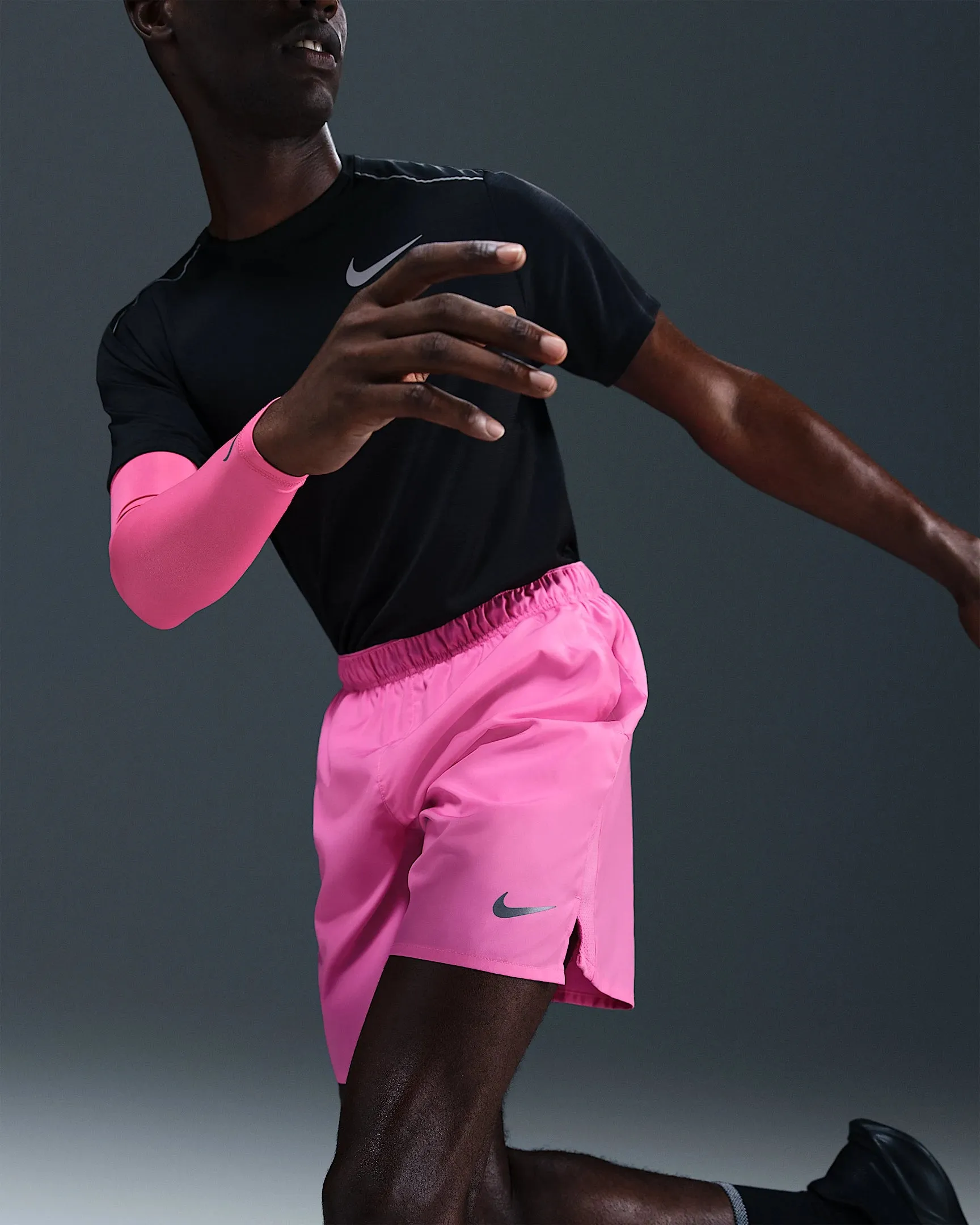 Nike Challenger Short - Pink