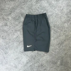 Nike Challenger Shorts - Grey