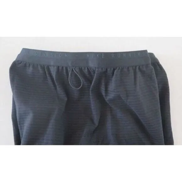 Nike DC5243 010 Women's Sz S Black Standard Fit Engineered Running Shorts $85 