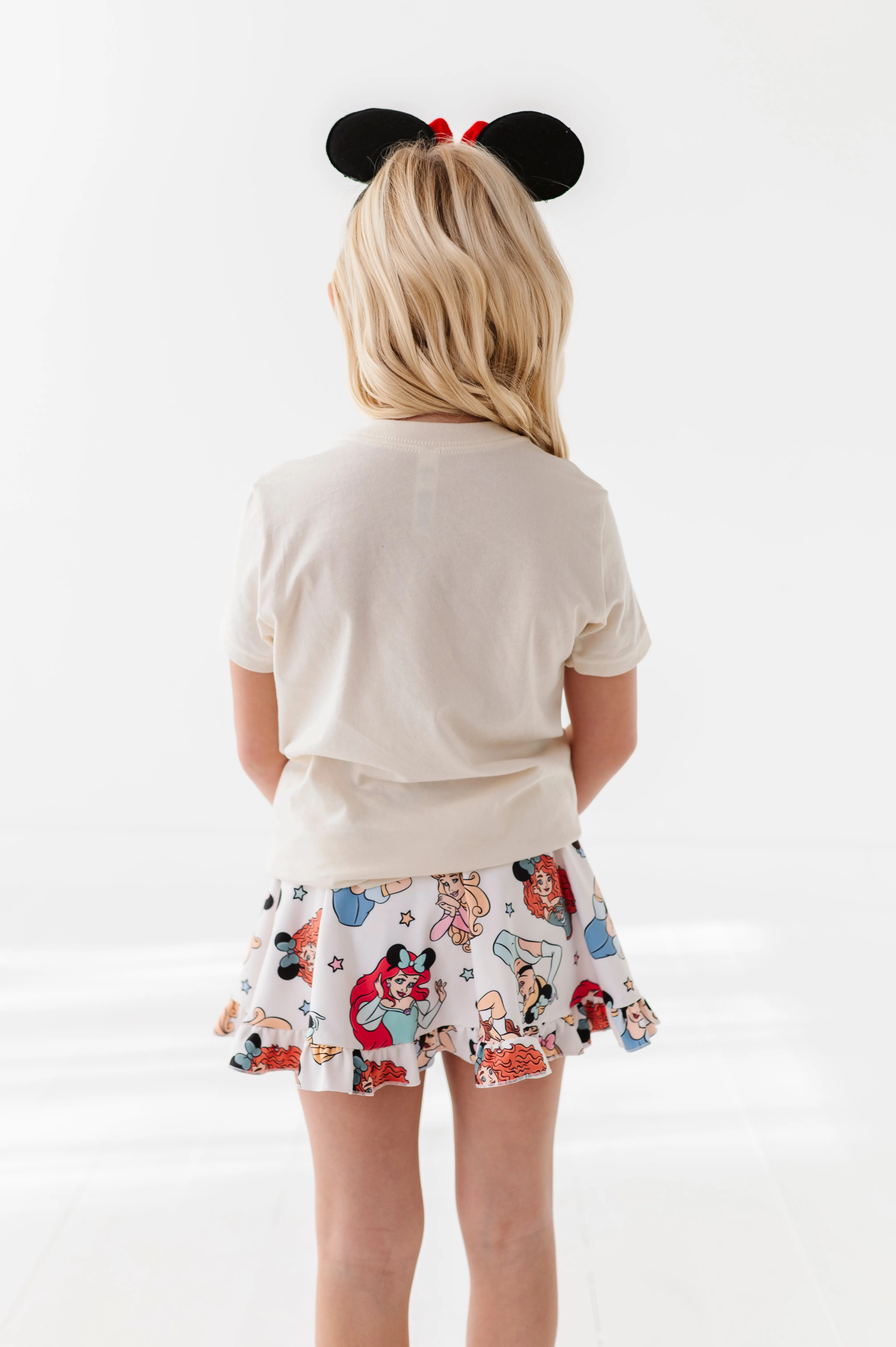 PRINCESSES | CREAM KIDS TEE (*SHIPS MID-MARCH*