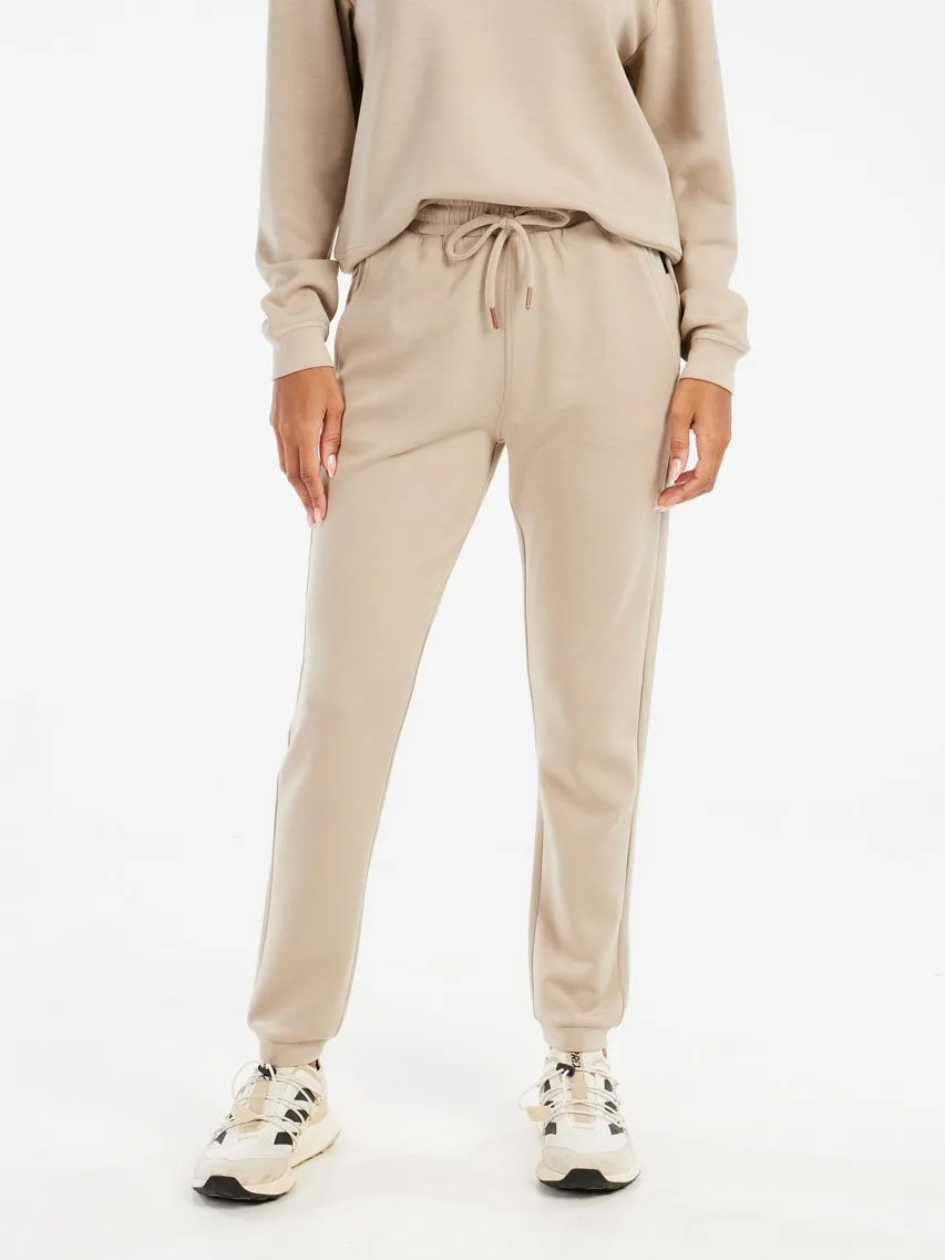 PROTEST PRTEdina 4 Jogging Pants | BambooBeige