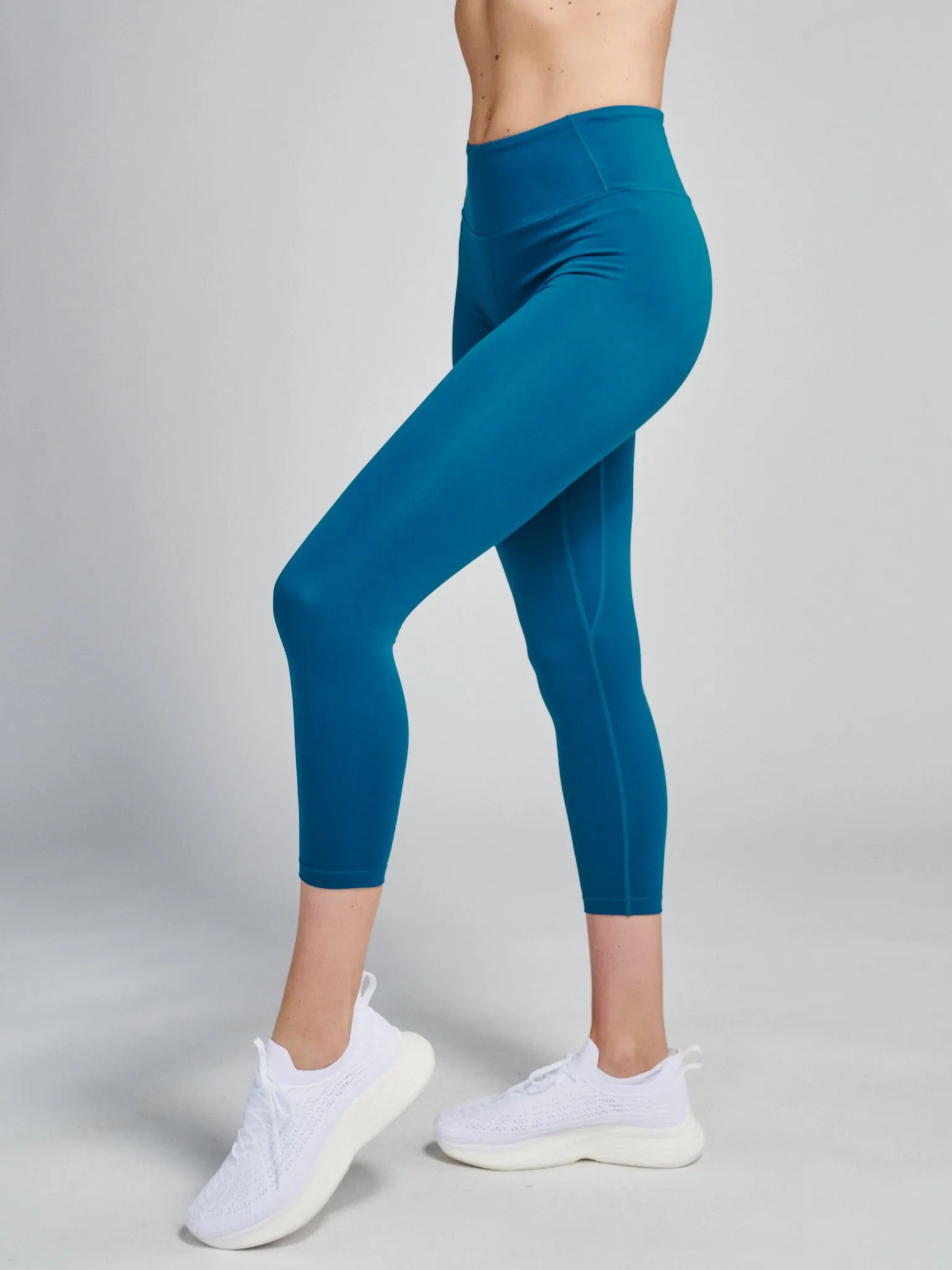 Sculptive 7/8 Pocket Legging