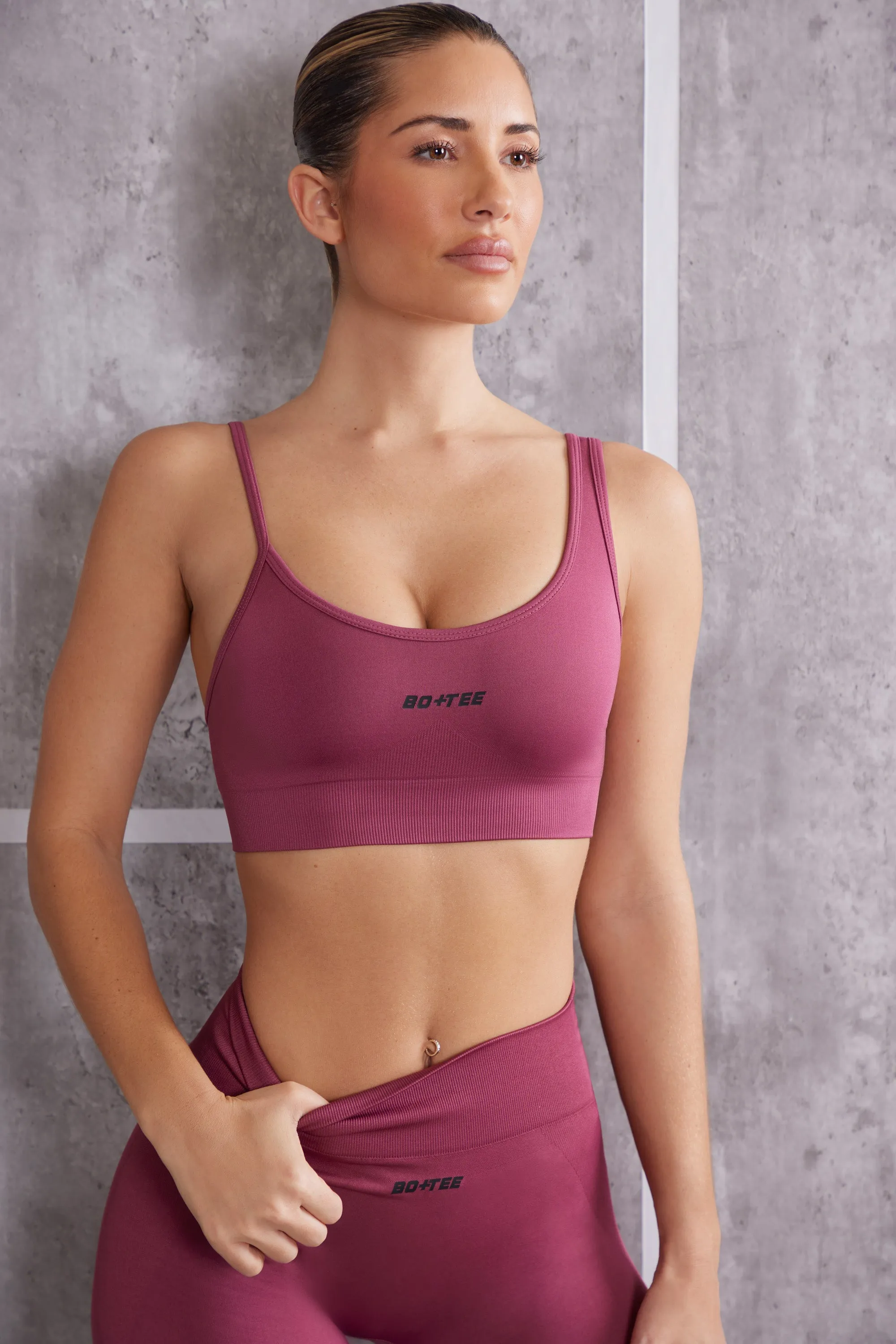 Stretch - Asymmetric Sports Bra in Dark Rose