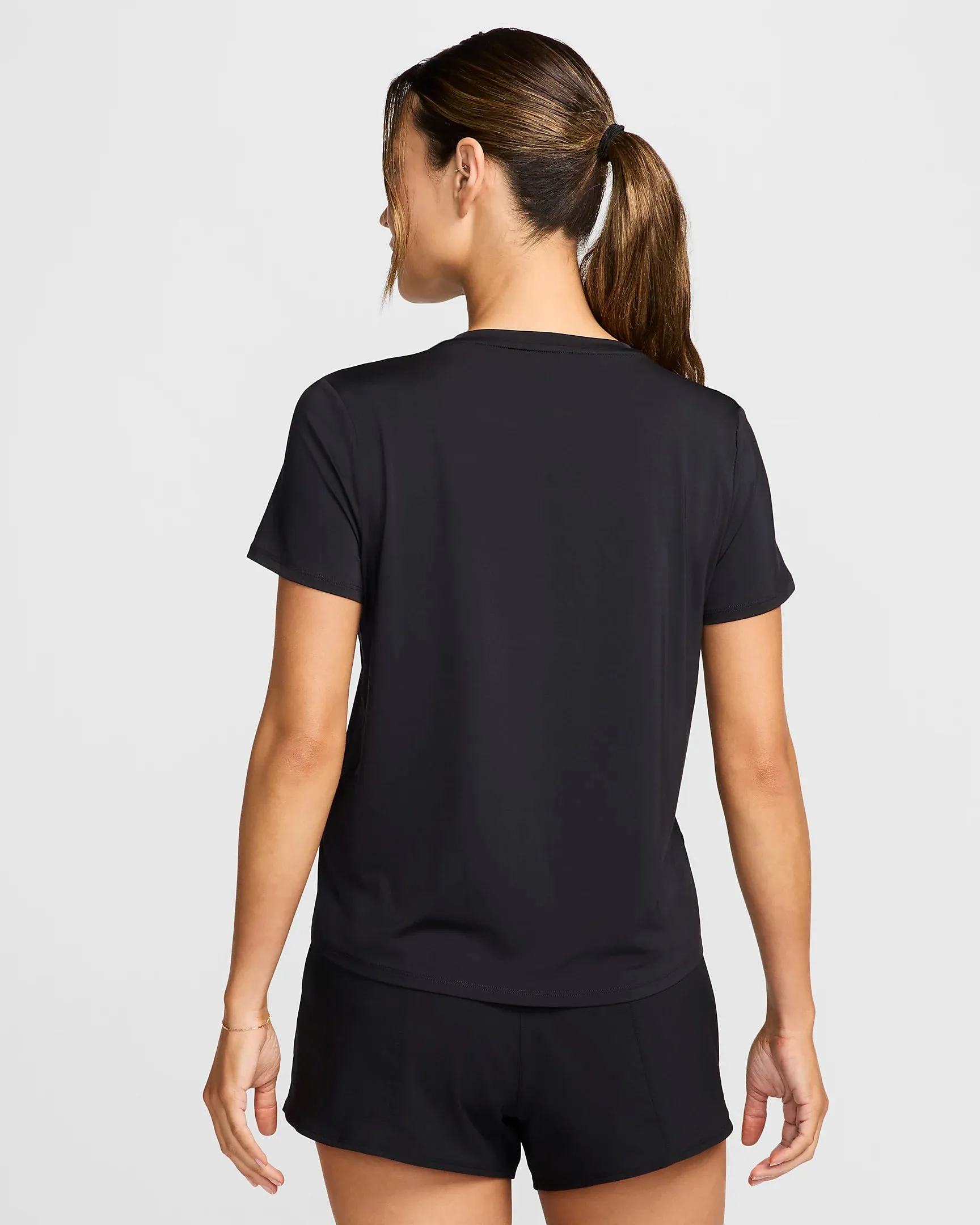 T SHIRT DONNA MAGLIA NIKE DRI-FIT RUN ESSENTIAL WOMAN TEE NERA