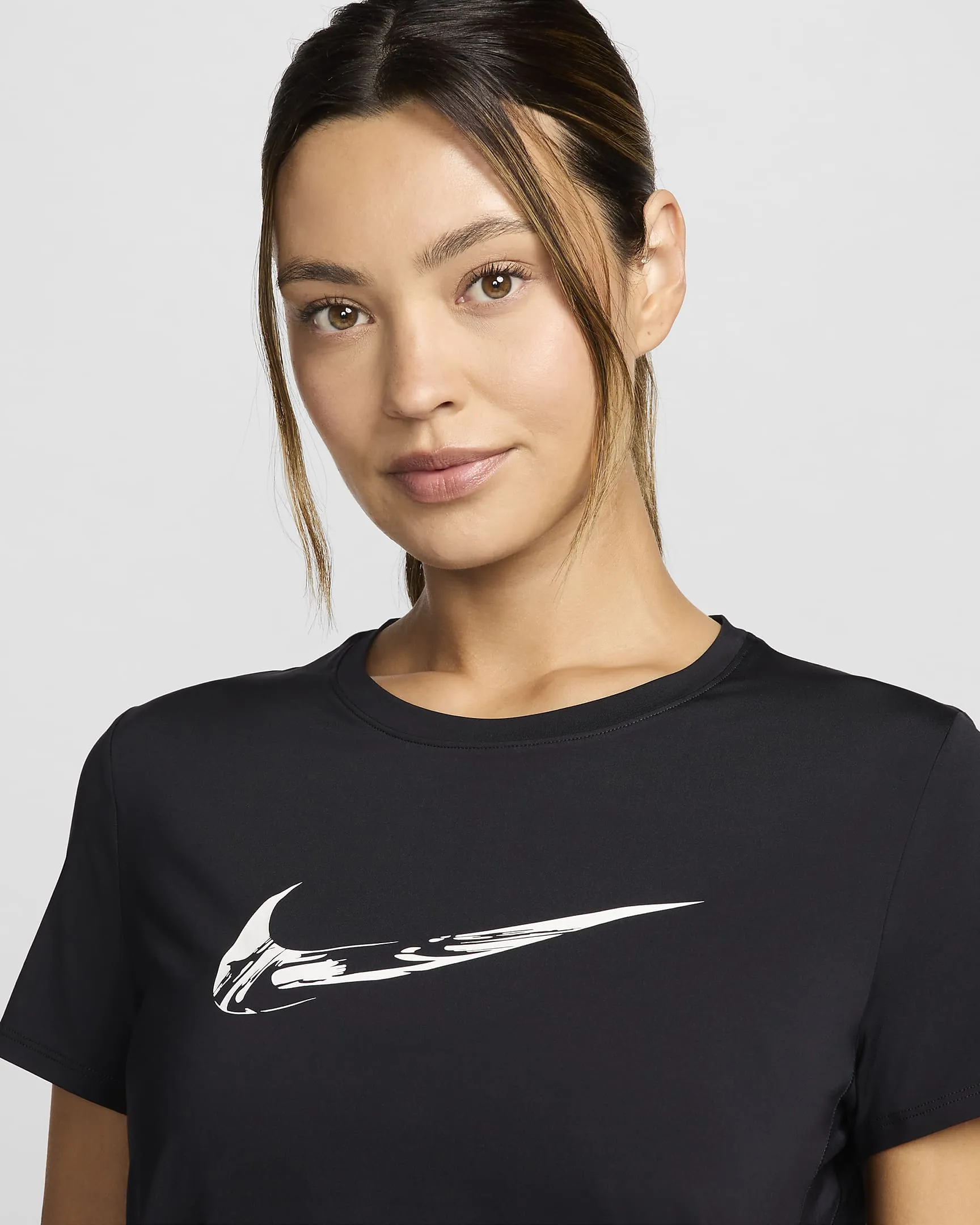 T SHIRT DONNA MAGLIA NIKE DRI-FIT RUN ESSENTIAL WOMAN TEE NERA
