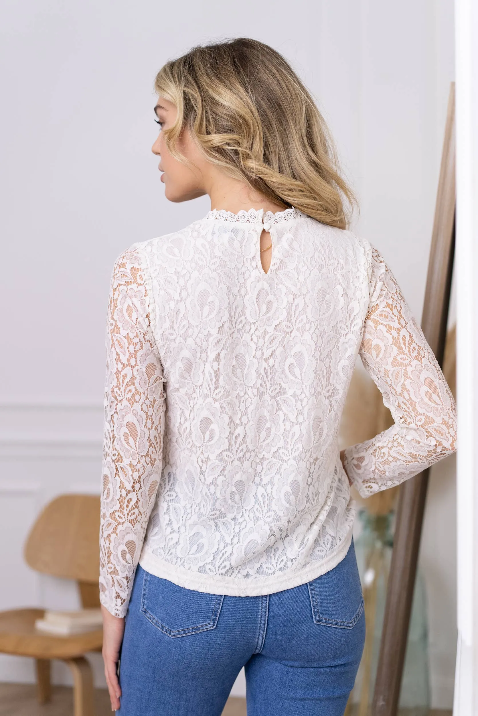 Tiffany Lace Blouse with Bands and Long Sleeves