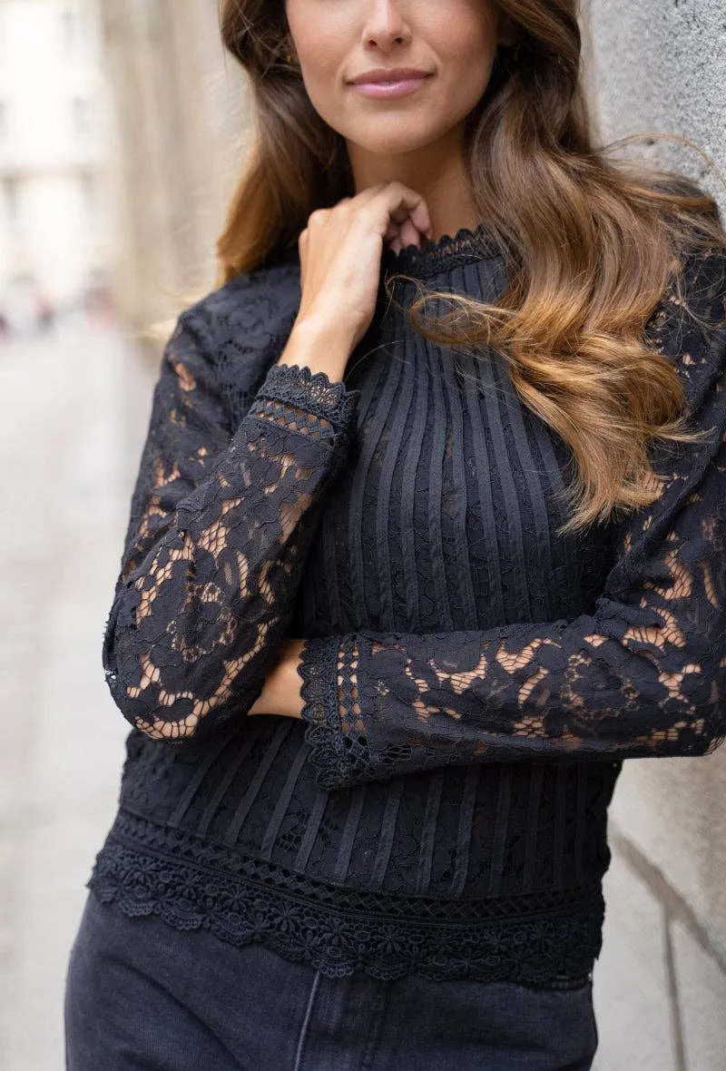 Tiffany Lace Blouse with Bands and Long Sleeves