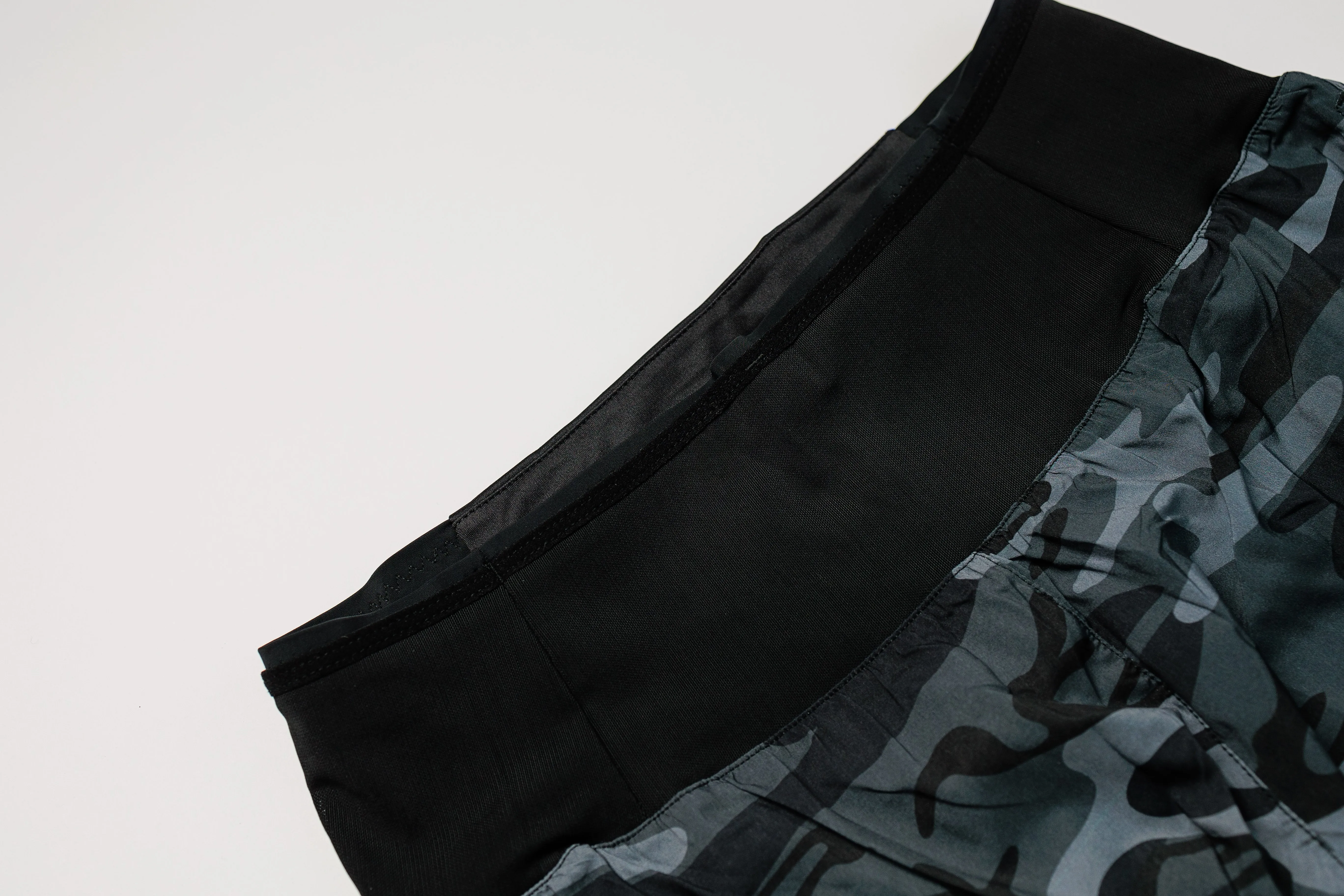 Ultra 6 Run Short Grey