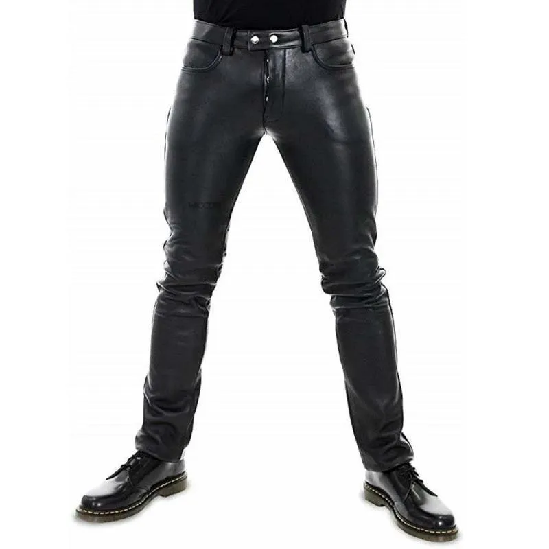 Urban Elegance - Moderne Herren Kunstlederhosen