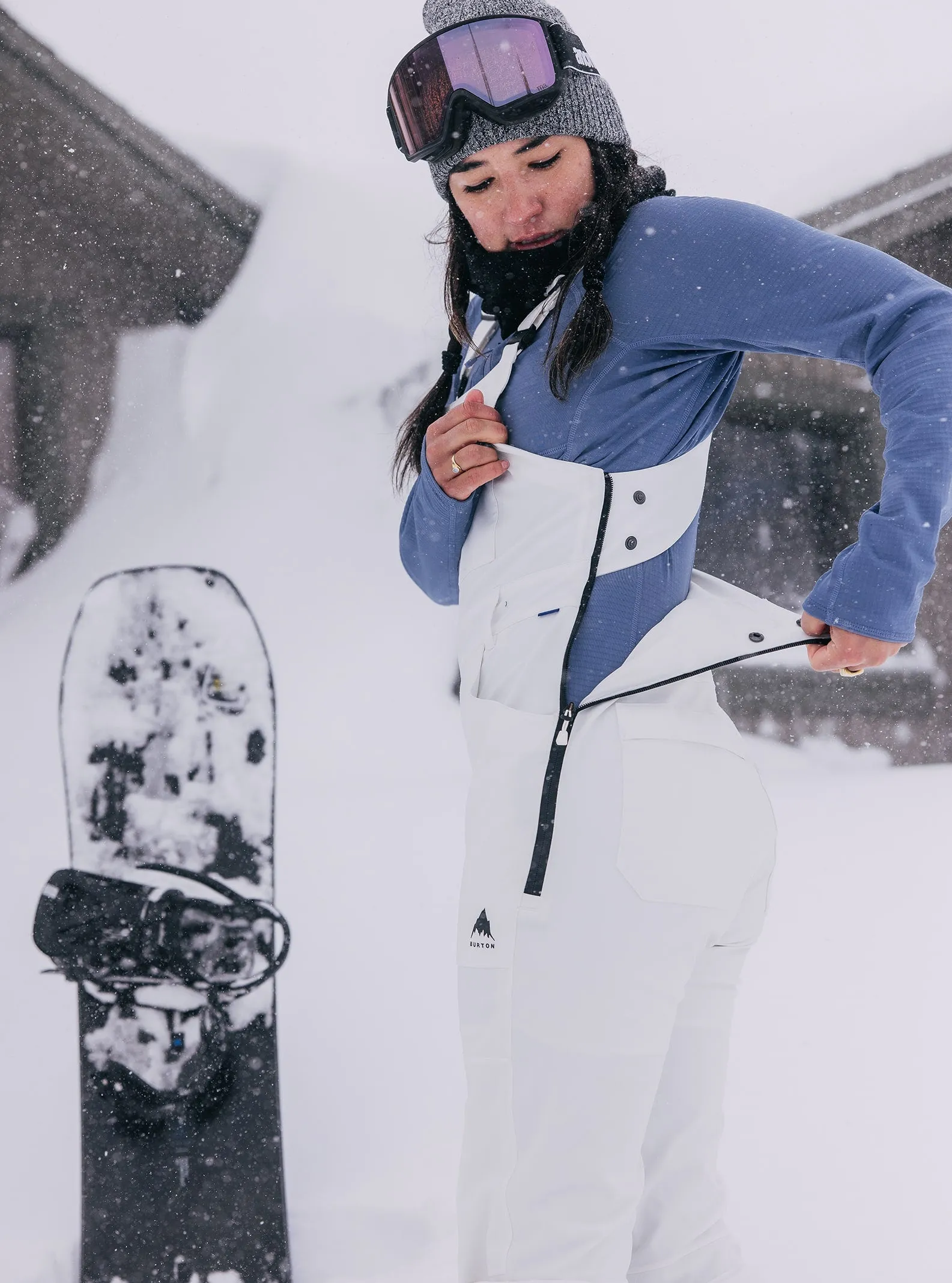 Women's Avalon 2L Stretch Bib Snowboard Pants